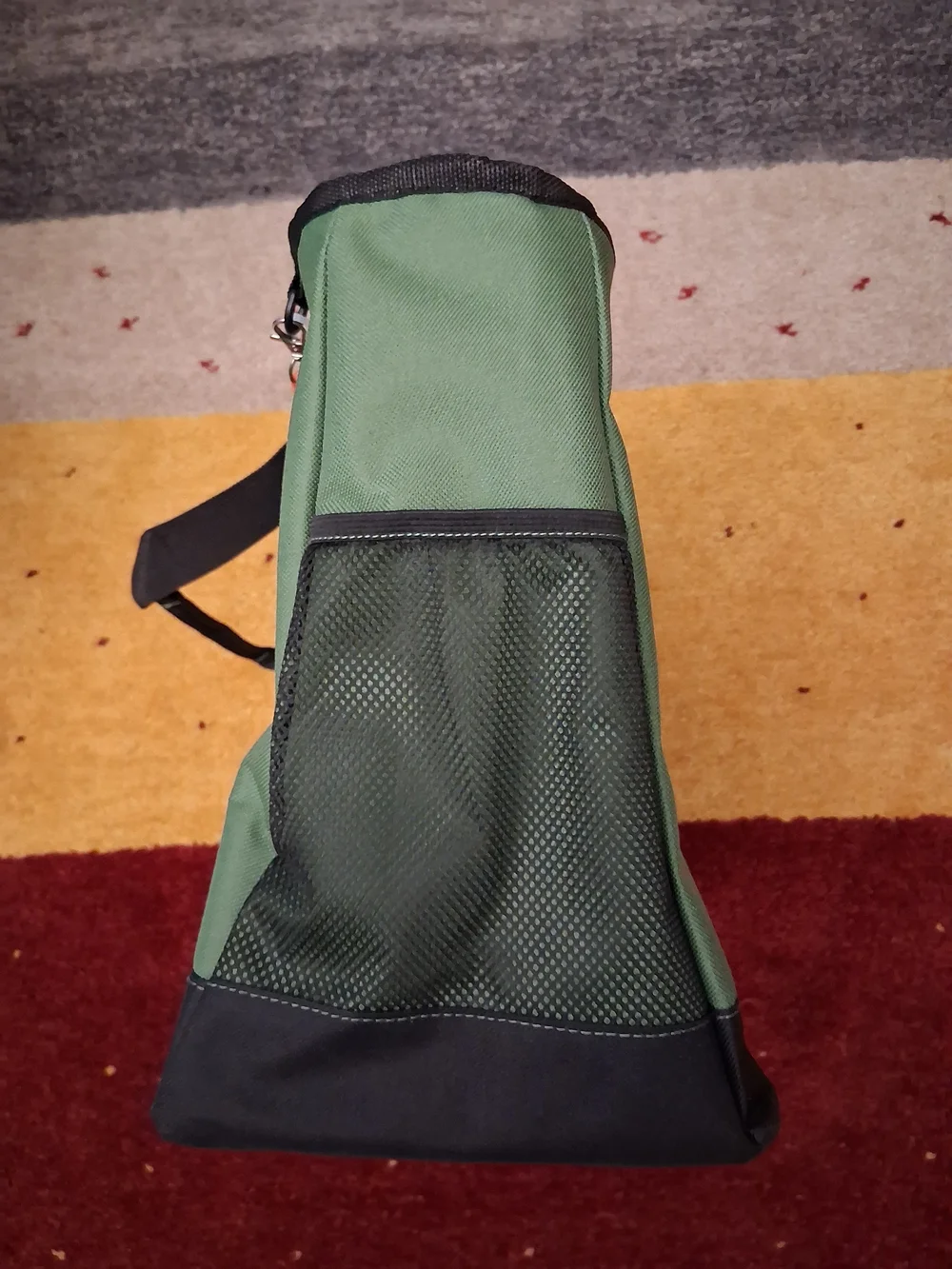Samsonite Voyager Collection 30 Can Capacity Cooler Bag